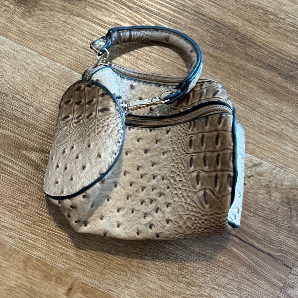 Elegant Tan Textured Women's Bag